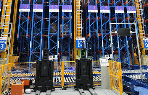 What is the current development status and prospects of intelligent shelves?